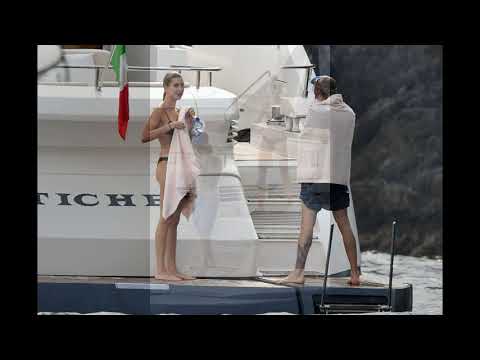 Hailey Baldwin In Bikini With Justin Bieber At A Yacht In Italy